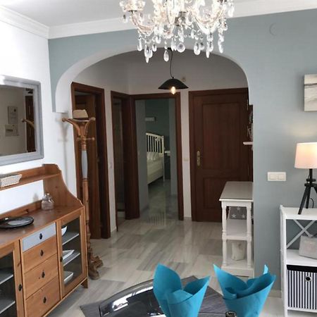 Sunny Apartment On Burriana Beach Nerja Dış mekan fotoğraf
