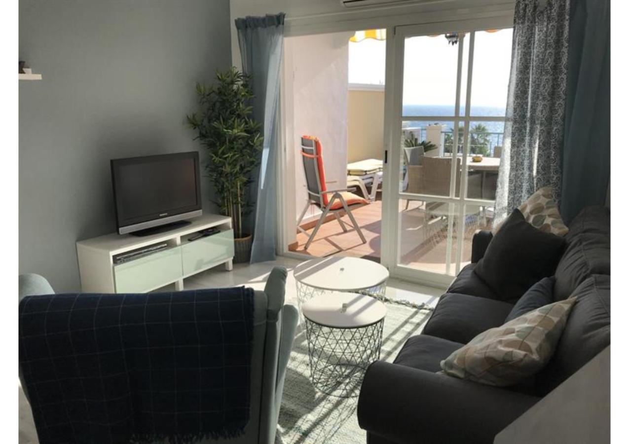 Sunny Apartment On Burriana Beach Nerja Dış mekan fotoğraf